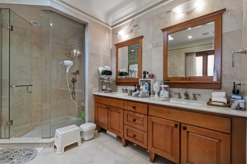 1155 54Th Avenue W, Vancouver, BC 