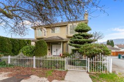 55 Dieppe Place  Vancouver, BC V5M 4A3