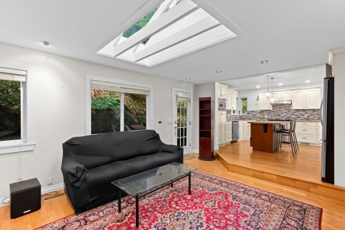 661 Andover Crescent, West Vancouver, BC 