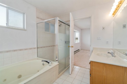 2667 47Th Avenue E, Vancouver, BC 