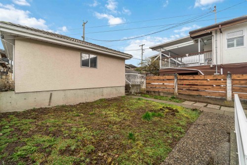 2667 47Th Avenue E, Vancouver, BC 