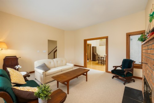 4548 7Th Avenue W, Vancouver, BC 