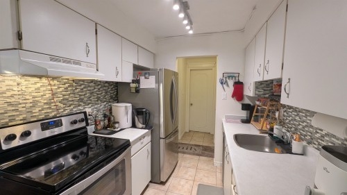 308-7428 19Th Avenue, Burnaby, BC 