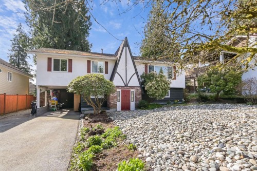 2294 Portage Avenue  Coquitlam, BC V3K 2Z3