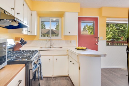 2294 Portage Avenue, Coquitlam, BC 