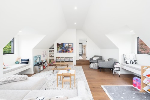 3047 Spencer Close, West Vancouver, BC 