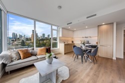 809-318 Alderson Avenue  Coquitlam, BC V3K 0J1