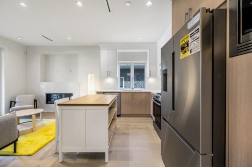 1-366 64Th Avenue E, Vancouver, BC 