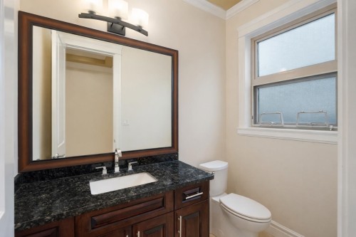 1909 64Th Avenue E, Vancouver, BC 