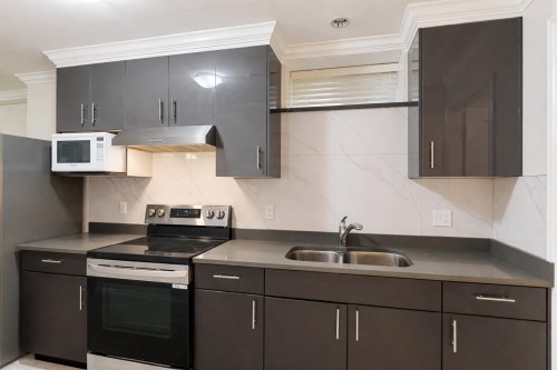 1909 64Th Avenue E, Vancouver, BC 
