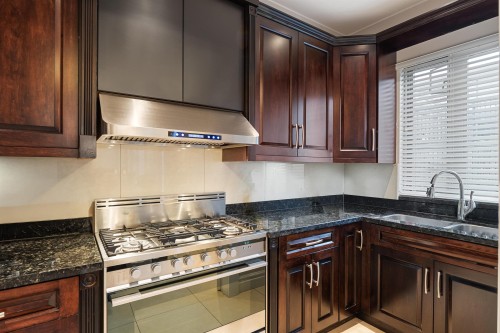 1909 64Th Avenue E, Vancouver, BC 