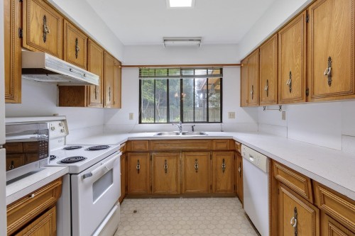 7780 Acheson Road, Richmond, BC 