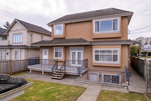 8038 Selkirk Street, Vancouver, BC 