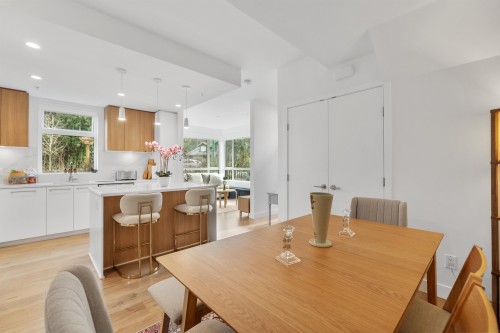 176-2035 Glenaire Drive  North Vancouver, BC V7P 1Y2