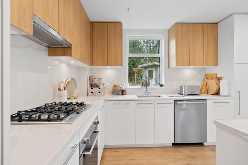 176-2035 Glenaire Drive, North Vancouver, BC 