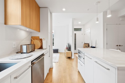 176-2035 Glenaire Drive, North Vancouver, BC 