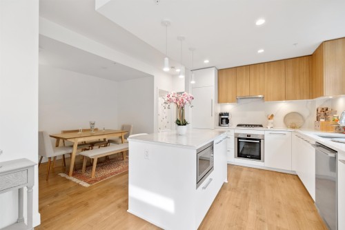 176-2035 Glenaire Drive, North Vancouver, BC 