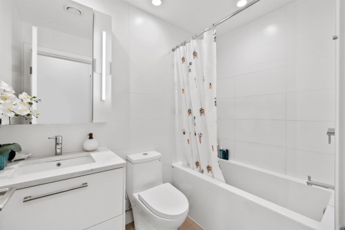 176-2035 Glenaire Drive, North Vancouver, BC 