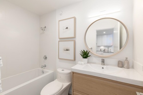 721 Pender Street E, Vancouver, BC 