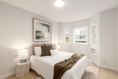 721 Pender Street E, Vancouver, BC 