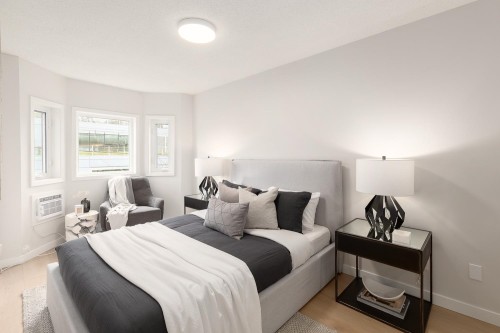 721 Pender Street E, Vancouver, BC 