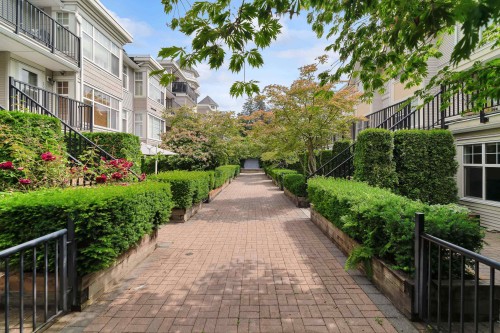 16-7071 Edmonds Street, Burnaby, BC 