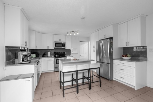 1835 Arborlynn Drive, North Vancouver, BC 