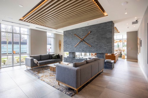 102-2322 Emery Court, North Vancouver, BC 