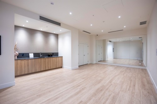 102-2322 Emery Court, North Vancouver, BC 