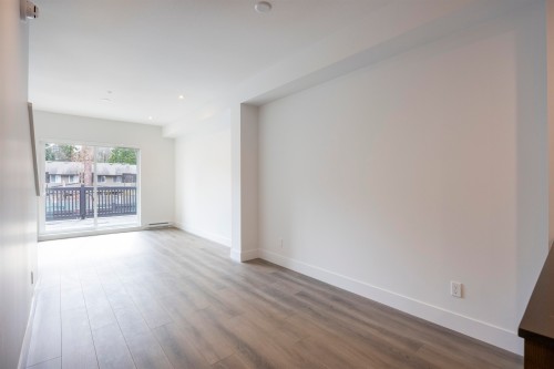 102-2322 Emery Court, North Vancouver, BC 