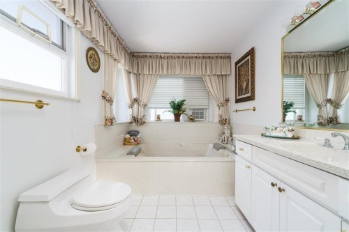 1033 39Th Avenue E, Vancouver, BC 