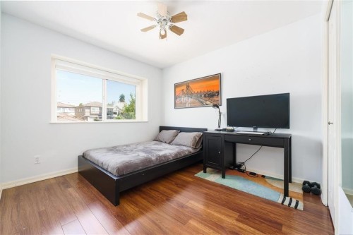 1033 39Th Avenue E, Vancouver, BC 