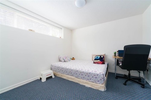 1033 39Th Avenue E, Vancouver, BC 