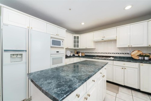 1033 39Th Avenue E, Vancouver, BC 