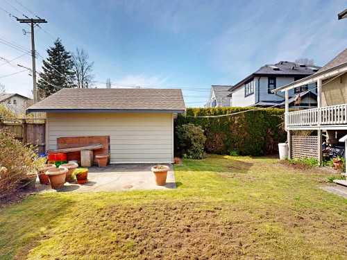 4402 12Th Avenue W, Vancouver, BC 