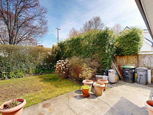 4402 12Th Avenue W, Vancouver, BC 