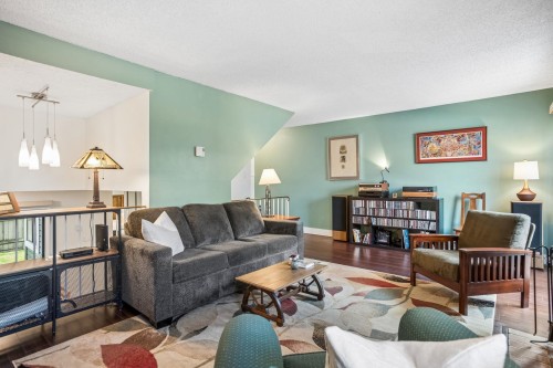 7250 Appledale Place, Vancouver, BC 