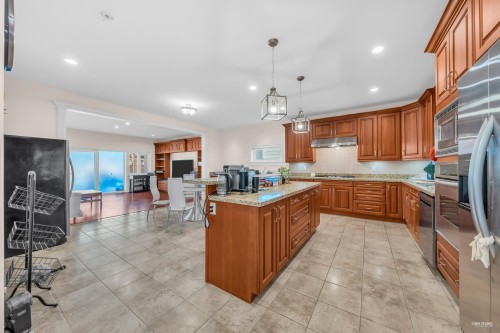 1877 Lemax Avenue, Coquitlam, BC 