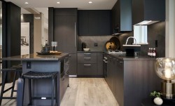 1107-5860 Olive Avenue Burnaby, BC V5H 2P4