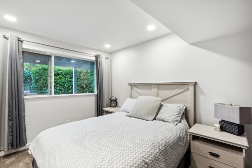 3714 Southridge Place, West Vancouver, BC 