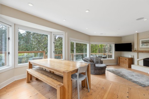 3714 Southridge Place, West Vancouver, BC 