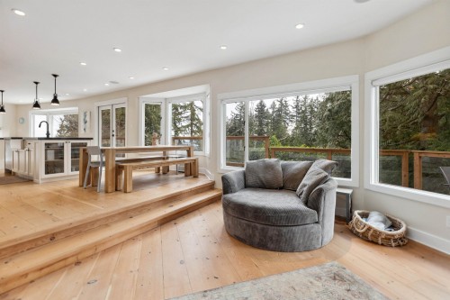 3714 Southridge Place, West Vancouver, BC 