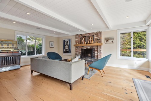 3714 Southridge Place, West Vancouver, BC 