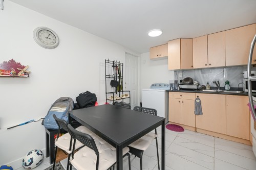 2295 48Th Avenue E, Vancouver, BC 