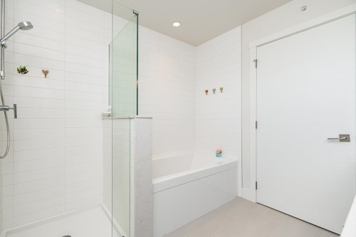 5518 Oak Street, Vancouver, BC 