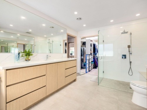 3340 River Road, Richmond, BC 