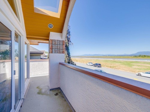 3340 River Road, Richmond, BC 