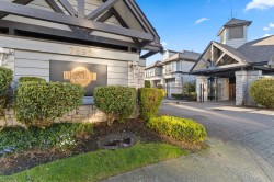 27-7695 St. Albans Road  Richmond, BC V6Y 3W8