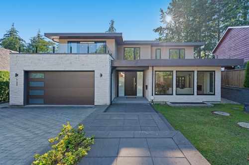 5199 Cliffridge Avenue, North Vancouver, BC 