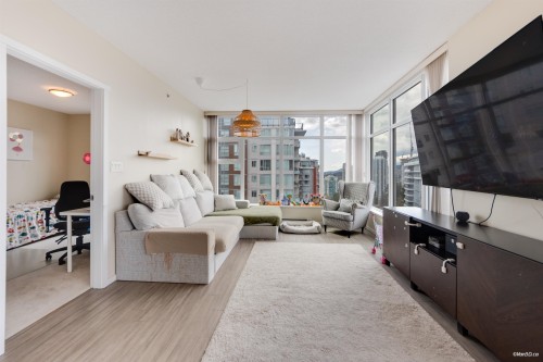2806-3102 Windsor Gate, Coquitlam, BC 